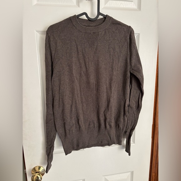 Pact Sweaters - Pact Women’s pullover sweater size small